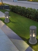 LAMPIONE PALO GIARDINO A LED ILLUMINAZIONE DA ESTERNO 15W IP65 30CM GRIGIO LUCE CALDA DECORAZIONI VIALETTI PRATO